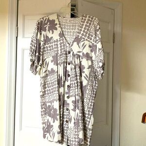Olivaceous linen dress.  Fun.  Off-white with grayish-purple design.
